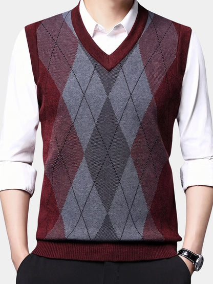 Academic Essential Knit Vest - Cross & Crown