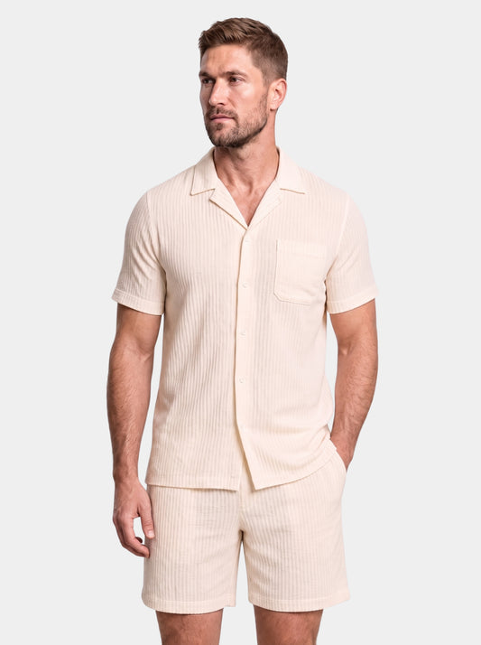 Conjunto minimalista de veludo cotelê com shorts e camisa - Cross & Crown