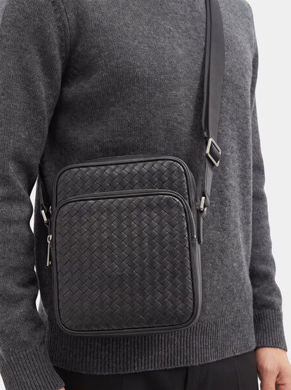 編み込みショルダーバッグ - クロス＆クラウン
