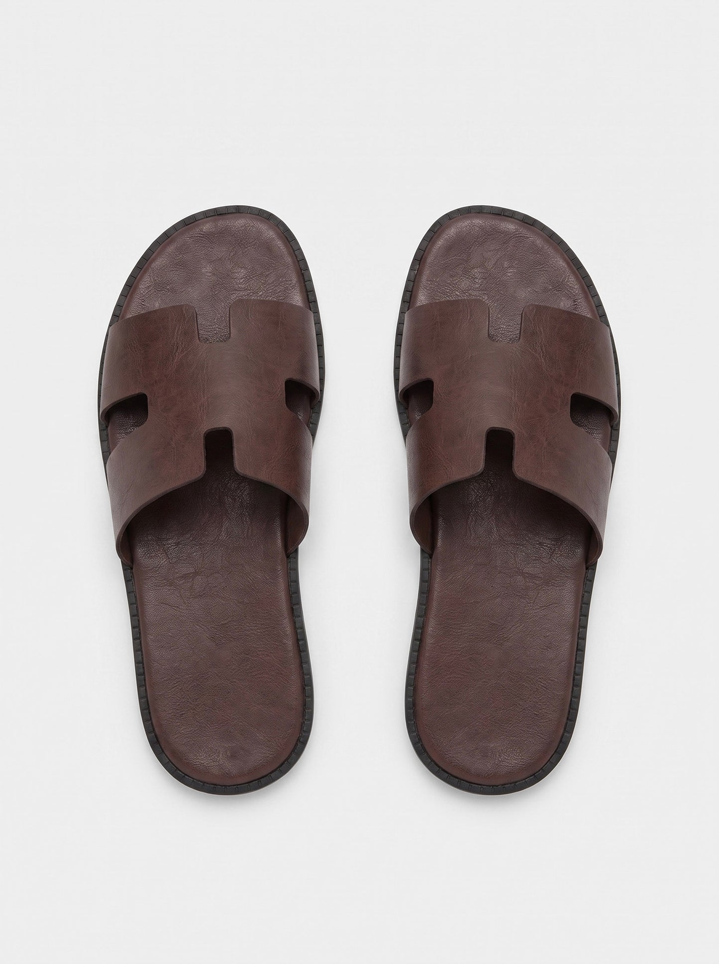 Sandalias tipo slide urbanas Legacy – Cross & Crown