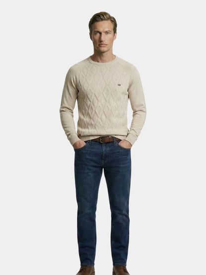 Minimalist Knit Pullover - Cross & Crown