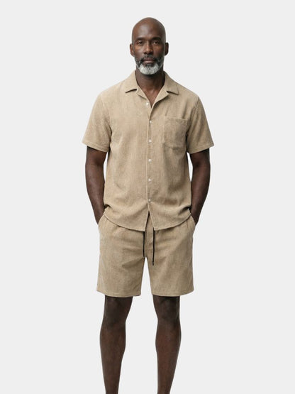 Conjunto Pana Minimalista Shorts y Camisa - <tc>Cross & Crown</tc>