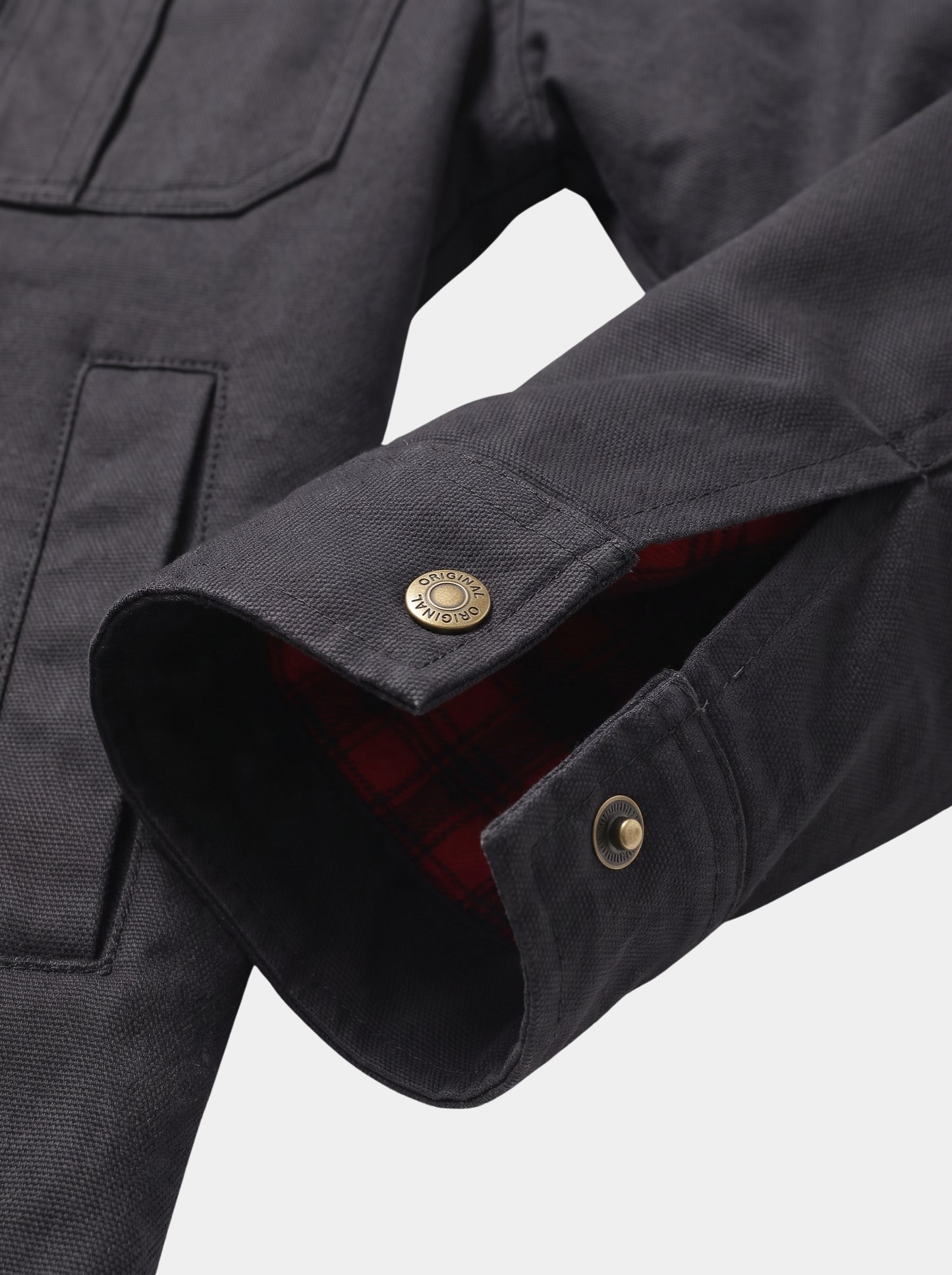Chaqueta con broches y forro de franela Forge – Cross & Crown
