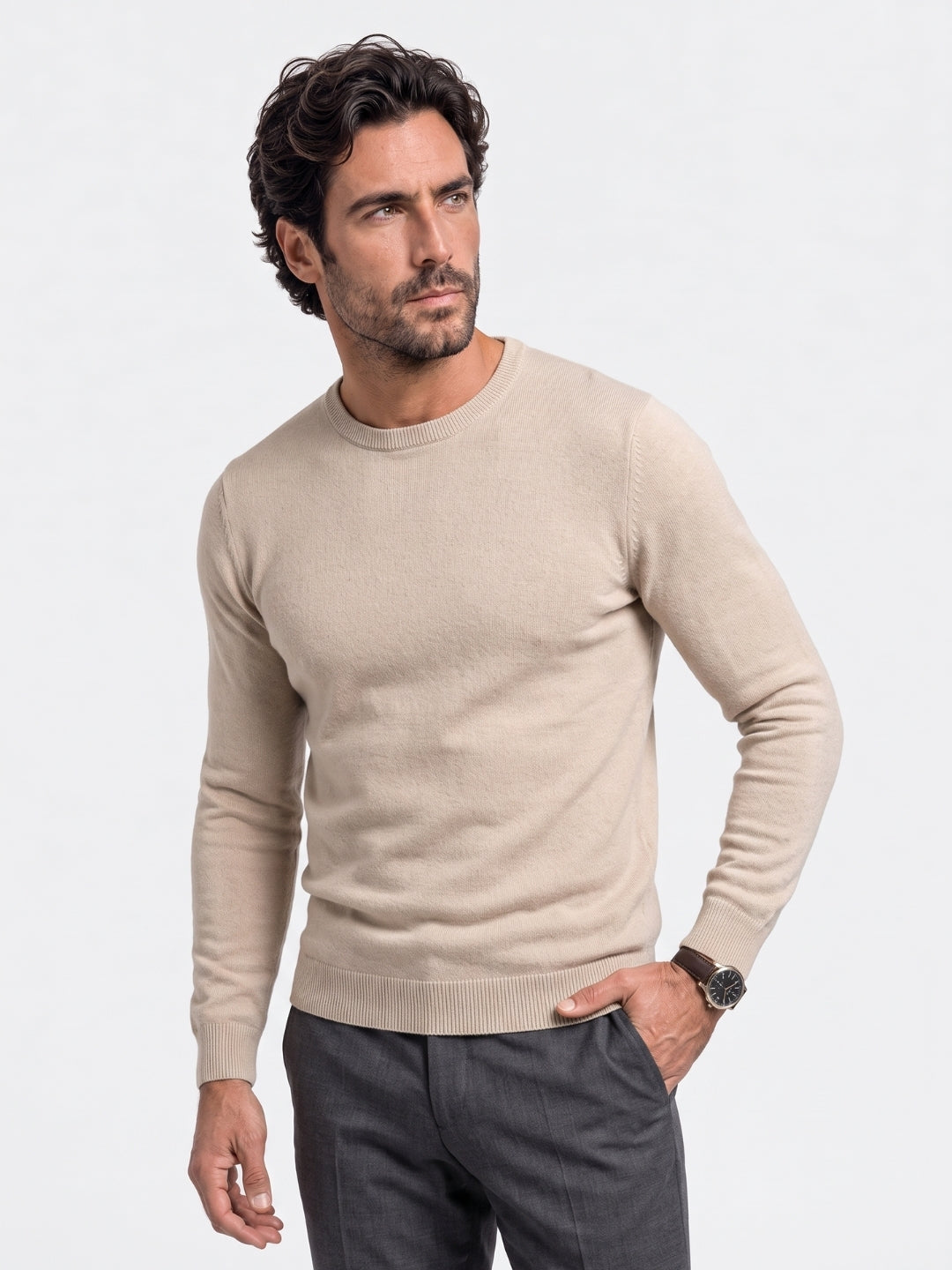 Pulôver minimalista premium - Cross & Crown