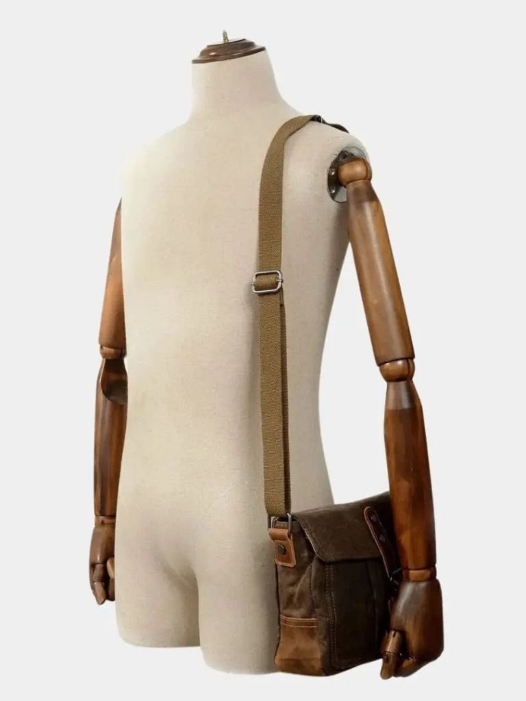 Balmoral Courier Transversal Bag - Cross & Crown - Cross & Crown