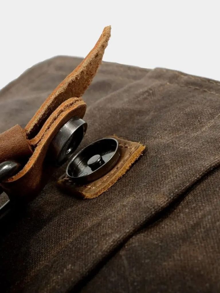 Balmoral Courier Transversal Bag - Cross & Crown - Cross & Crown