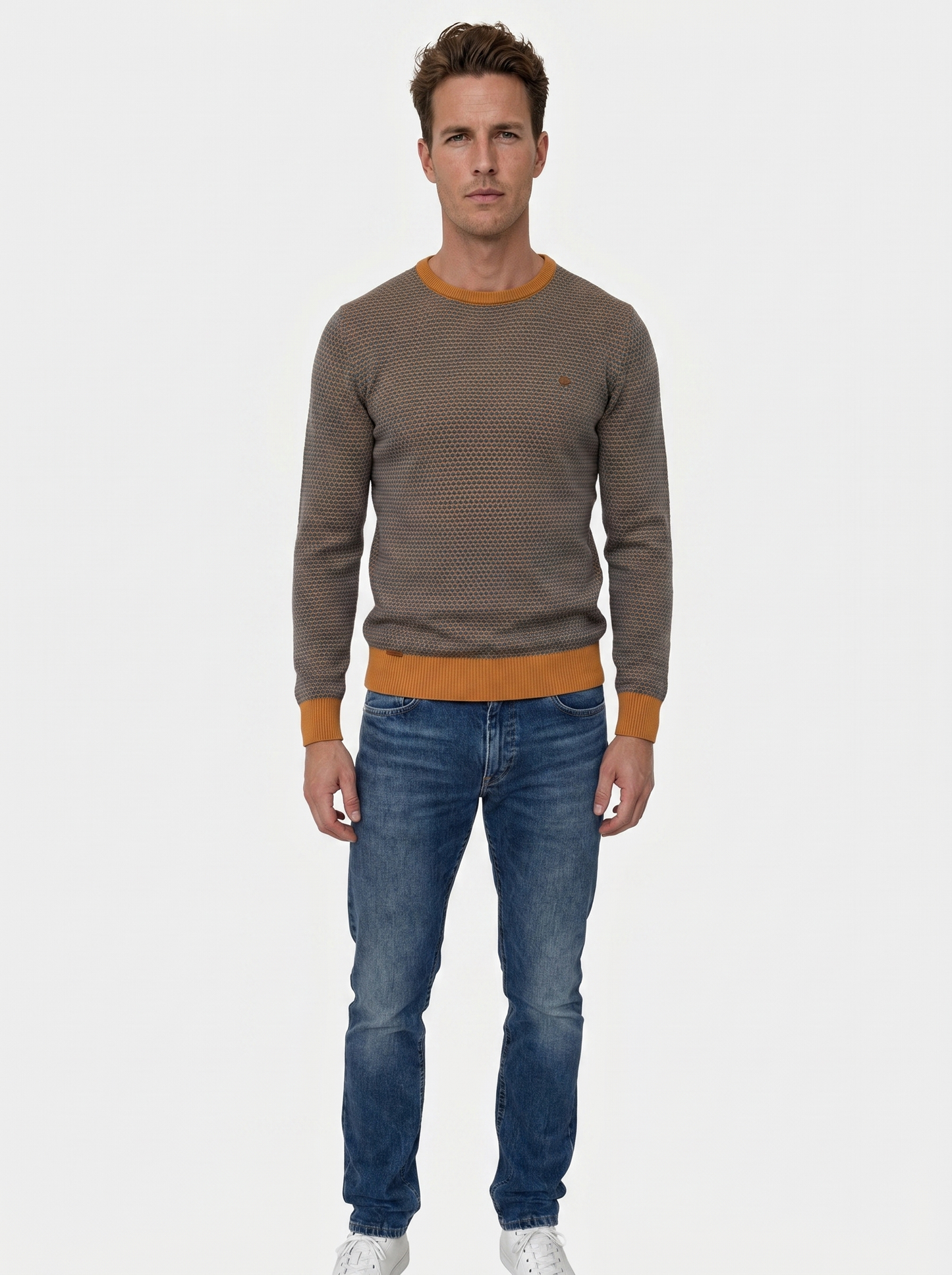 Essential Sweater - Cross & Crown