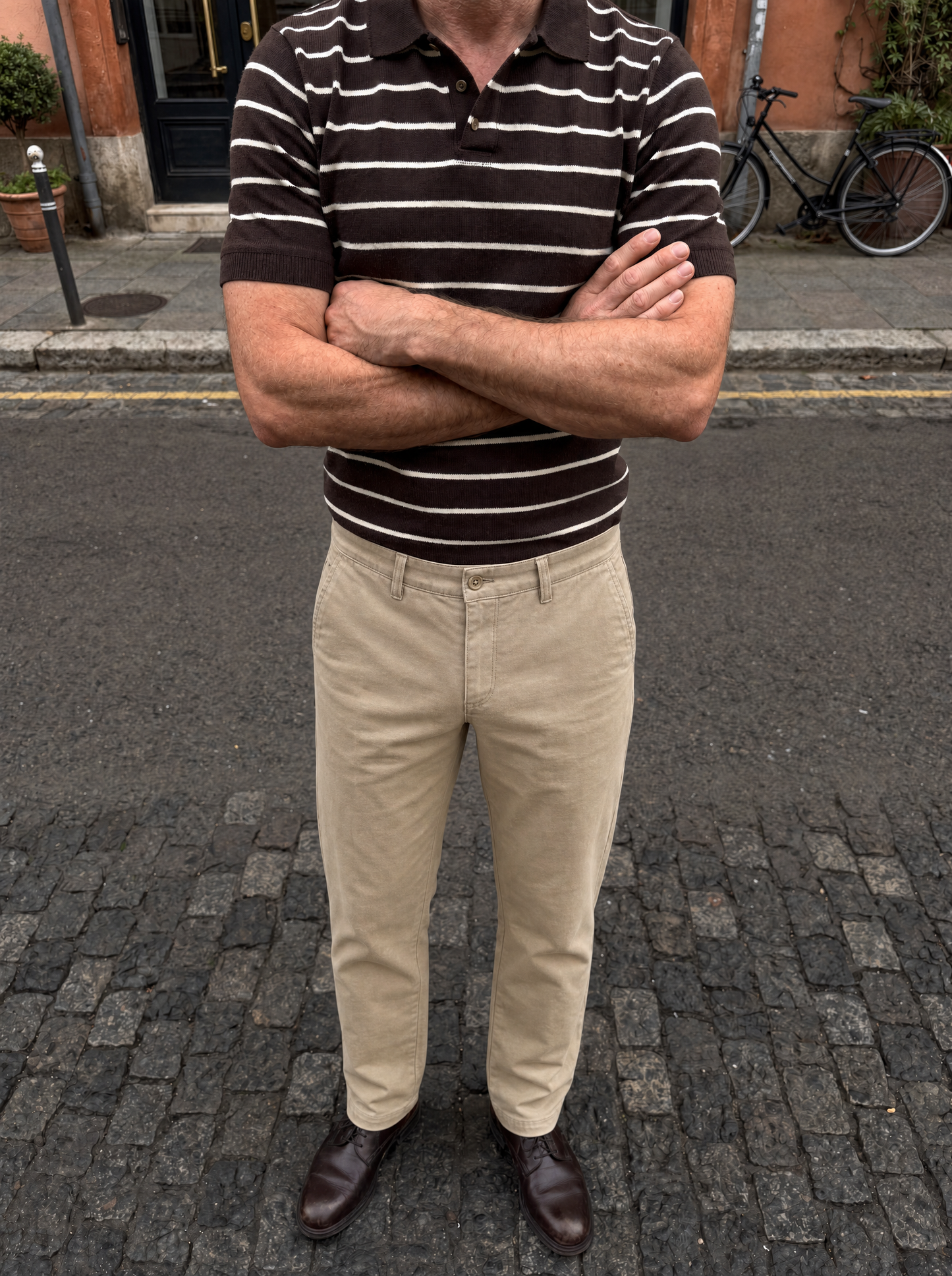 Pantalones minimalistas rectos - Cross & Crown