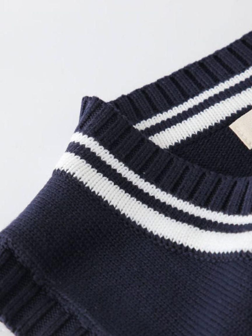 Old Money Essential Knit Vest - Cross & Crown - Cross & Crown